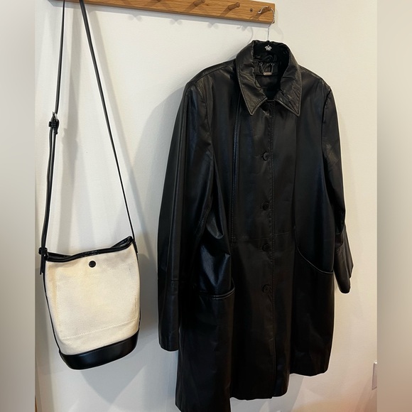 Danier Jackets & Blazers - Vintage Black Genuine Leather Trench